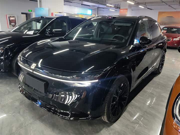 Фото 2 - Zeekr 7X