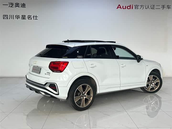 Фото 4 - Audi Q2L