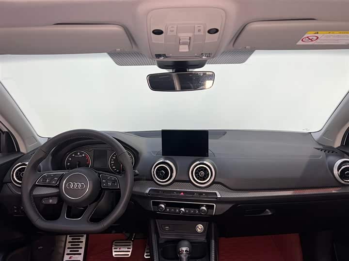 Фото 7 - Audi Q2L