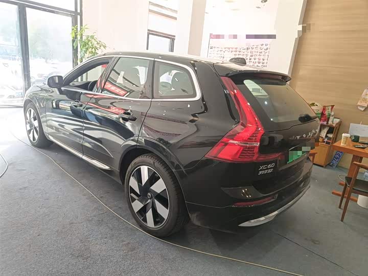 Фото 5 - Volvo XC60 Hybrid