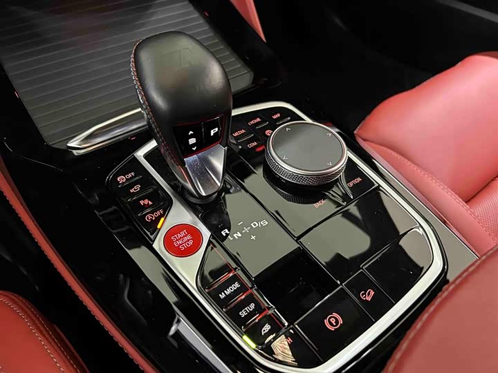 Фото 9 - BMW X4 M