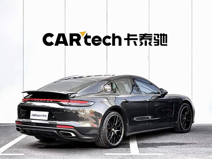 Фото 4 - Porsche Panamera