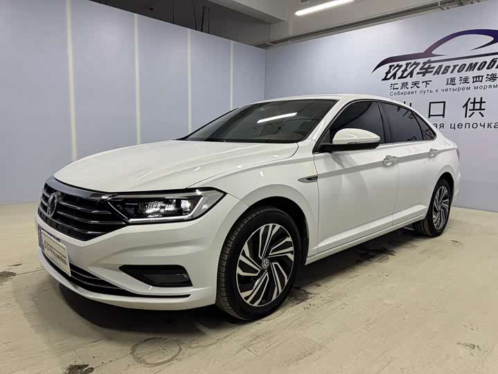 Фото 1 - Volkswagen Sagitar L