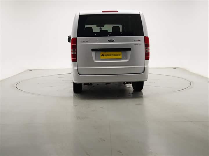 Фото 7 - JAC Refine M3