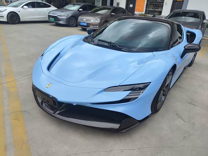 Фото 1 - Ferrari SF90