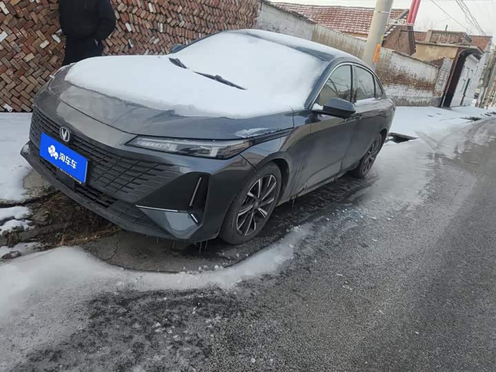 Фото 1 - Changan Yida