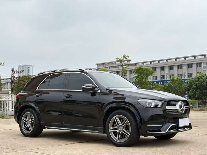 Фото 3 - Mercedes-Benz GLE-Class