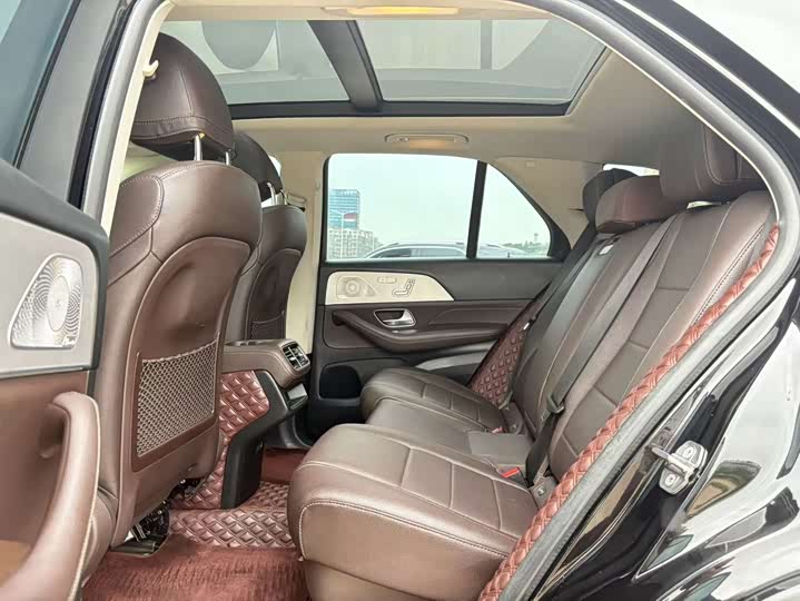 Фото 6 - Mercedes-Benz GLE-Class