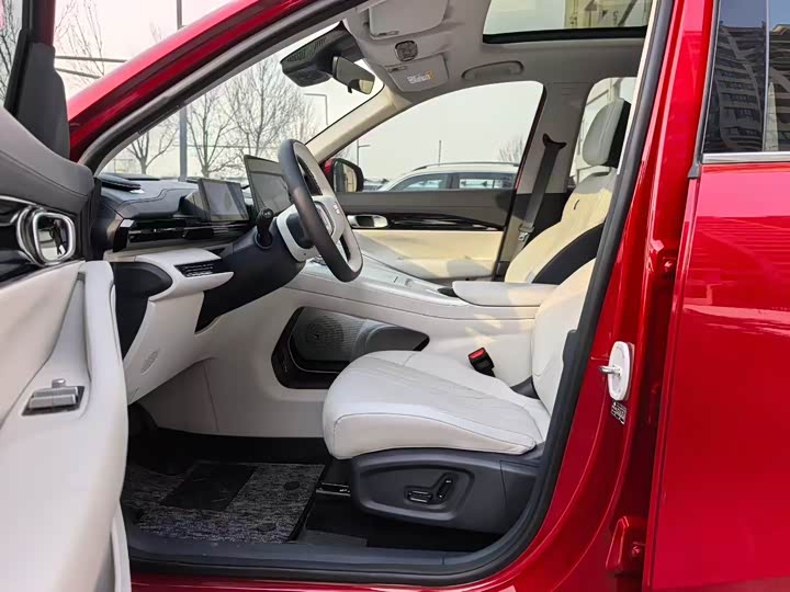 Фото 5 - Geely Galaxy E5