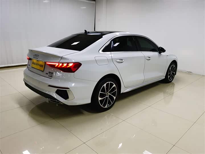 Фото 8 - Audi A3