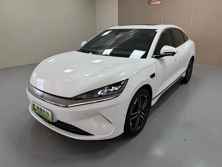 Фото 1 - BYD Qin L