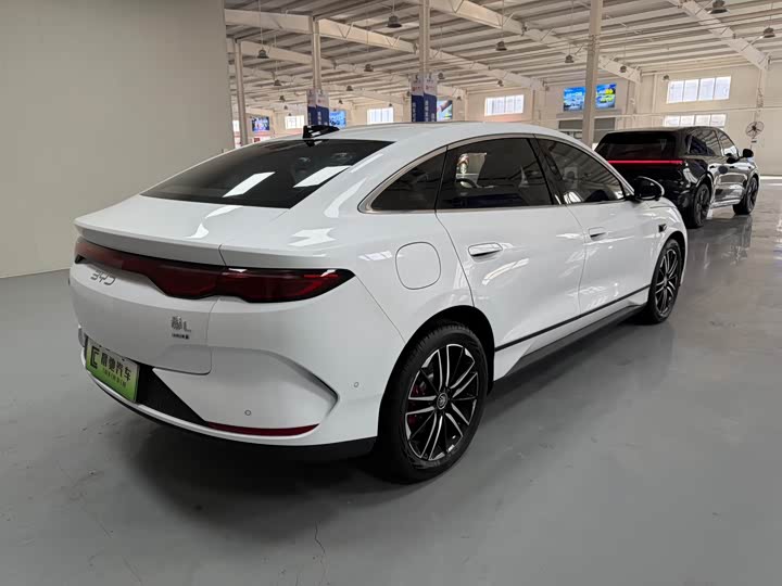 Фото 4 - BYD Qin L