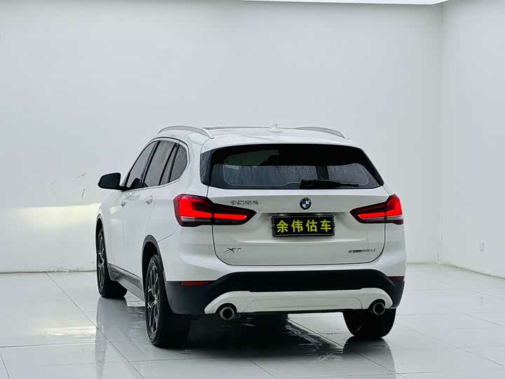 Фото 7 - BMW X1
