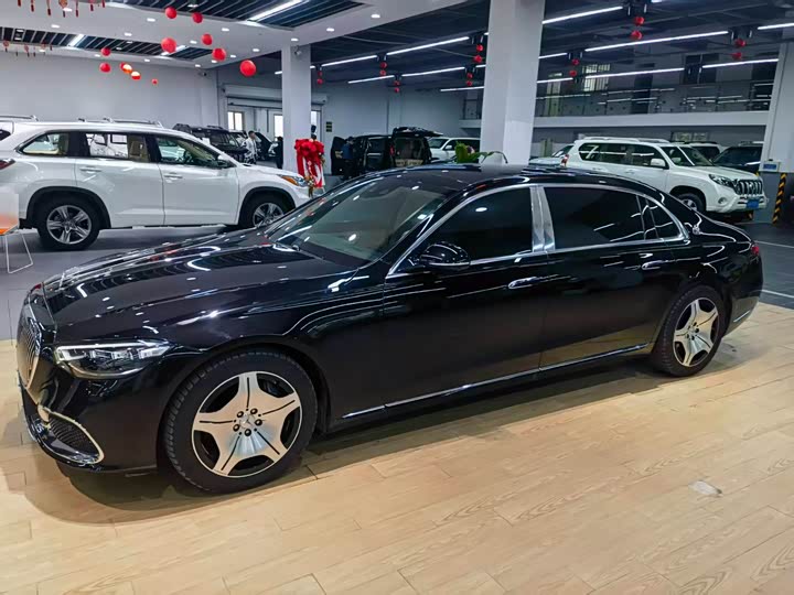 Фото 1 - Mercedes-Benz Maybach S-Class