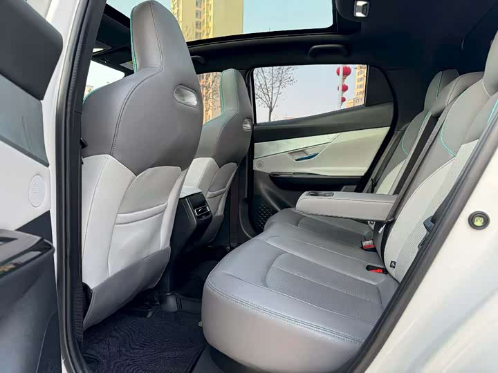 Фото 6 - Changan UNI-T