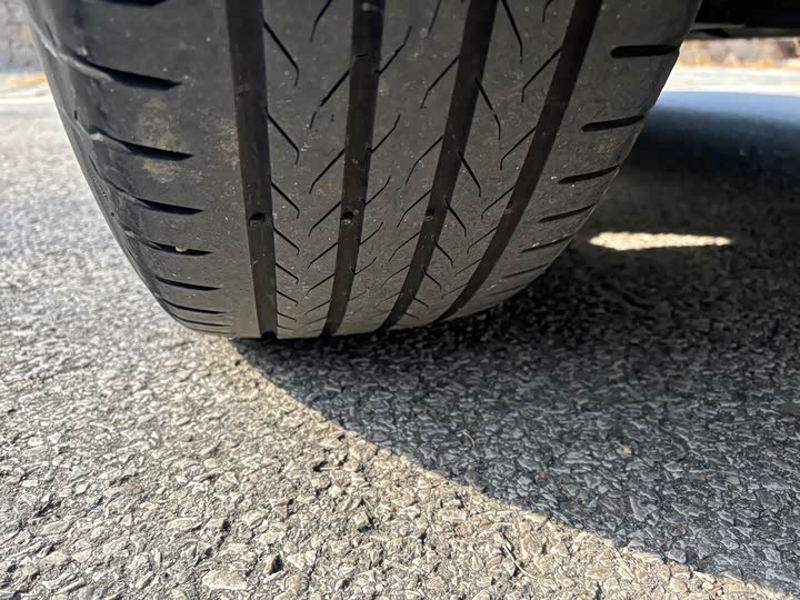 Фото 5 - Volvo XC40