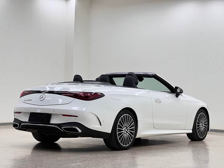 Фото 8 - Mercedes-Benz CLE-Class