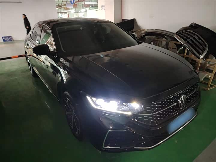 Фото 4 - Volkswagen Passat