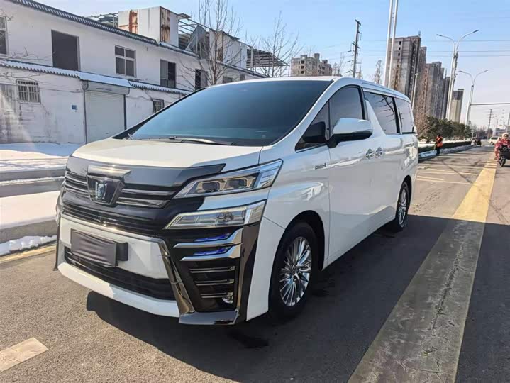 Фото 1 - Toyota Vellfire