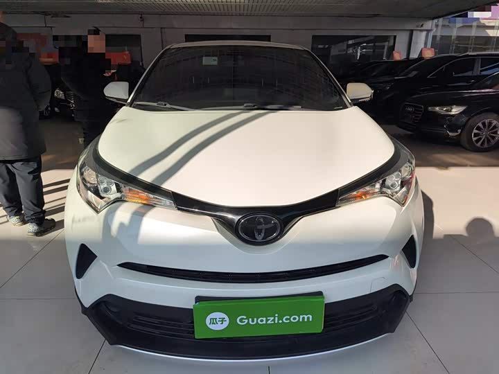 Фото 3 - Toyota Izoa