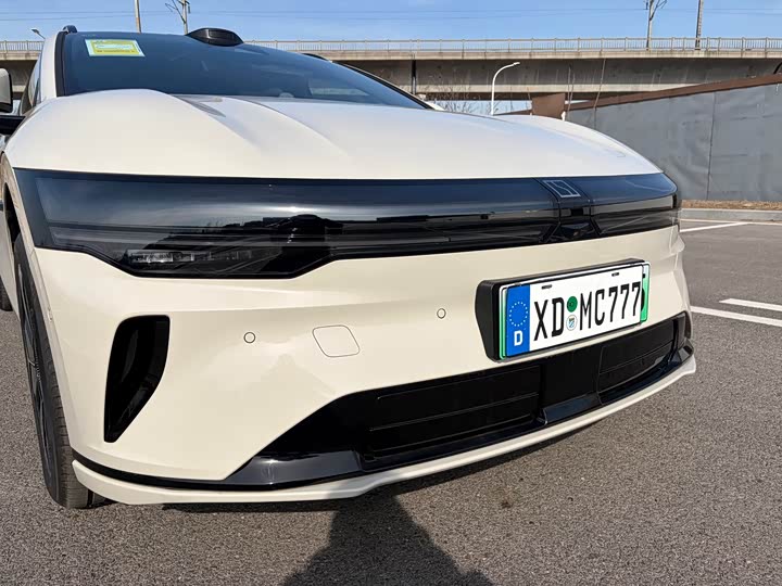 Фото 6 - Zeekr 007 GT