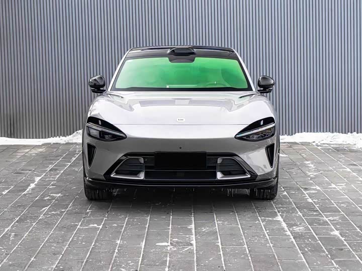 Фото 2 - Xiaomi YU7