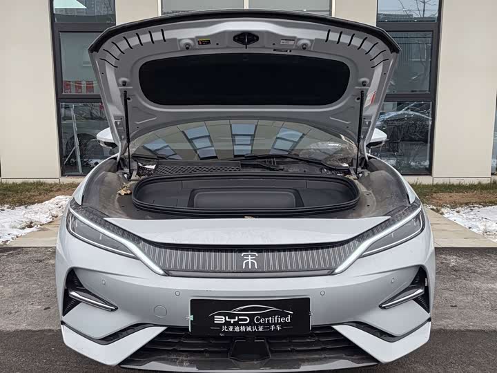 Фото 2 - BYD Song L