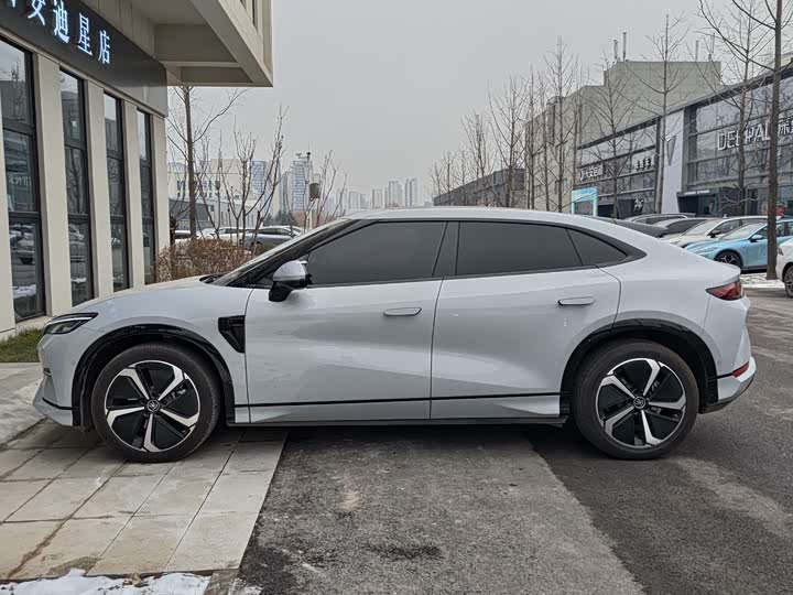 Фото 3 - BYD Song L