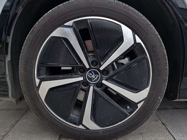 Фото 4 - BYD Song L