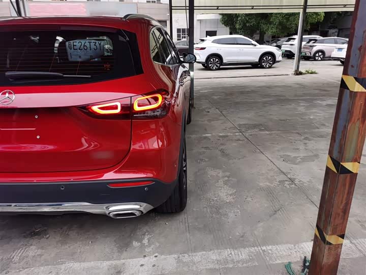 Фото 8 - Mercedes-Benz GLA-Class