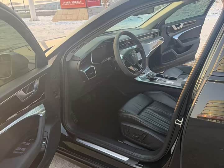 Фото 6 - Audi A6