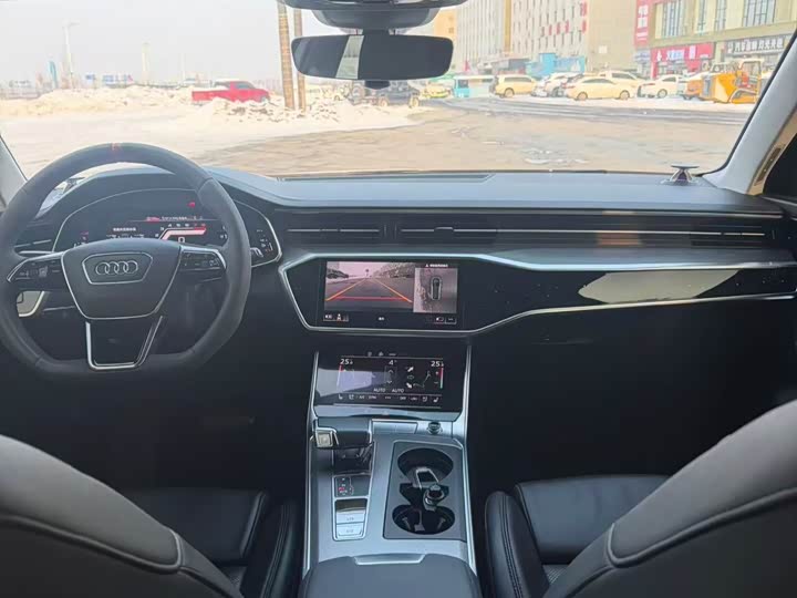 Фото 7 - Audi A6