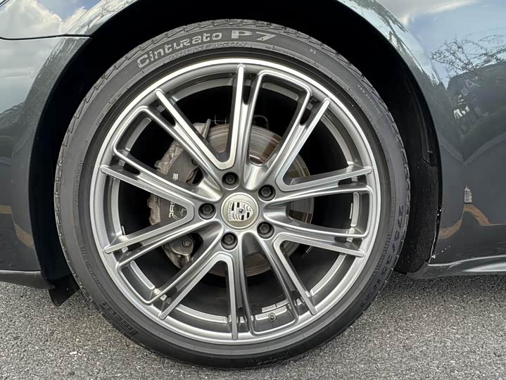 Фото 8 - Porsche Panamera