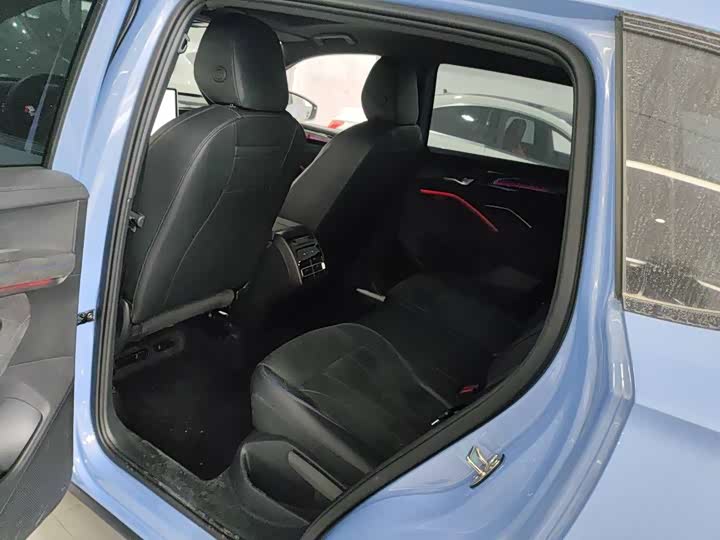 Фото 6 - Volkswagen Tiguan L Pro