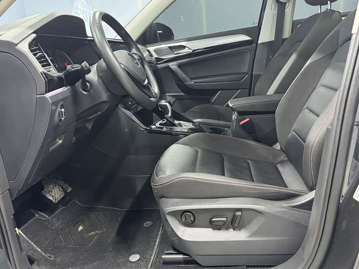 Фото 9 - Volkswagen Tayron