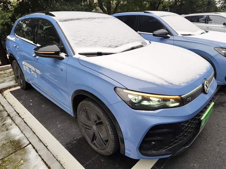 Фото 4 - Volkswagen Tiguan L Pro