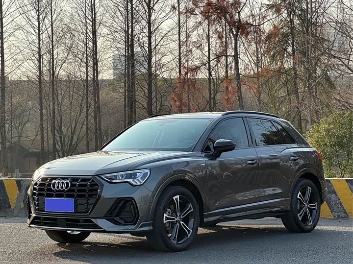 Фото 1 - Audi Q3