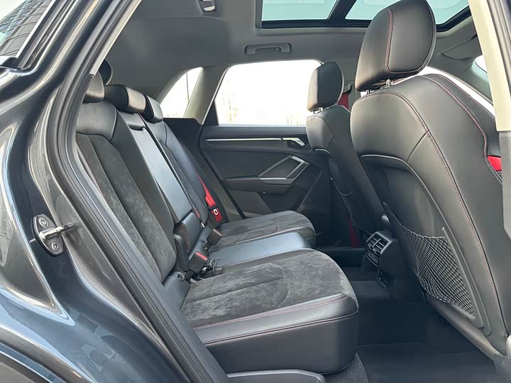 Фото 7 - Audi Q3