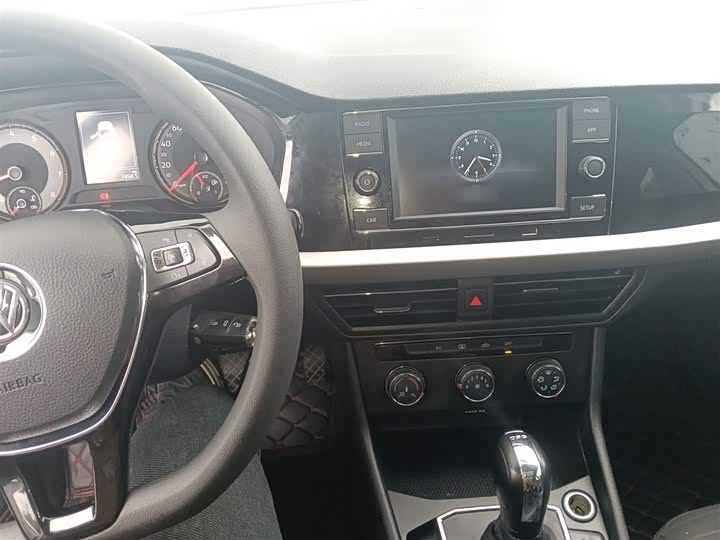 Фото 9 - Volkswagen Lavida