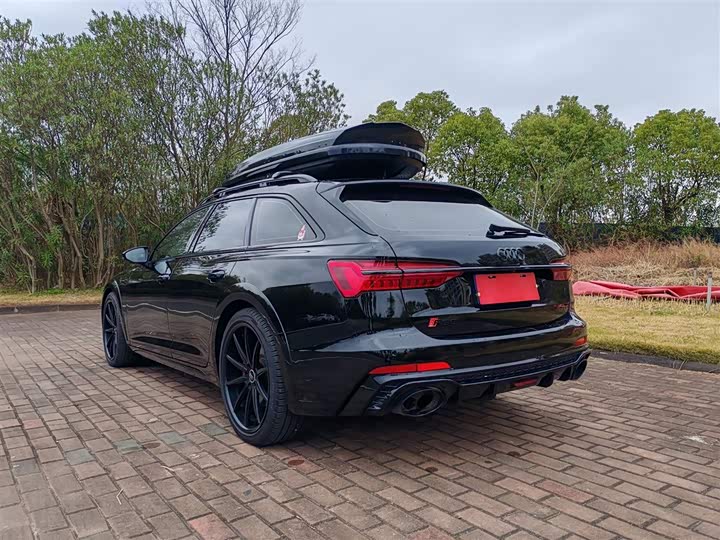 Фото 5 - Audi A6