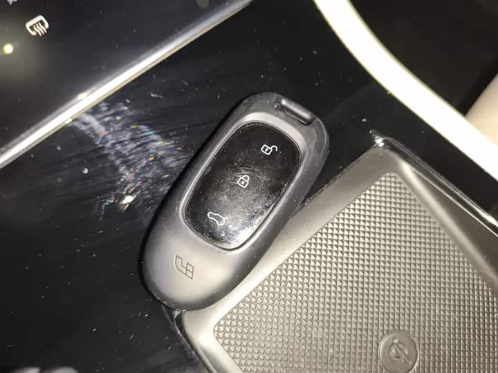 Фото 9 - LiXiang One