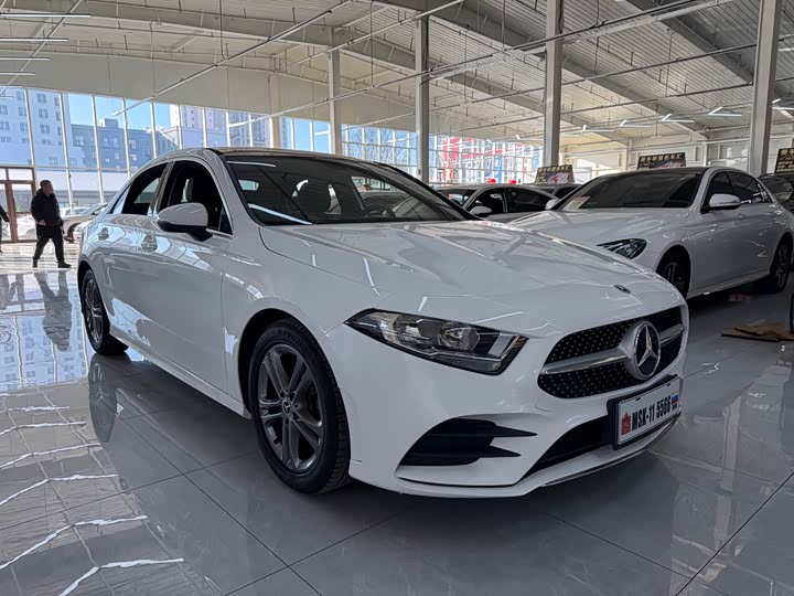 Фото 3 - Mercedes-Benz A-Class