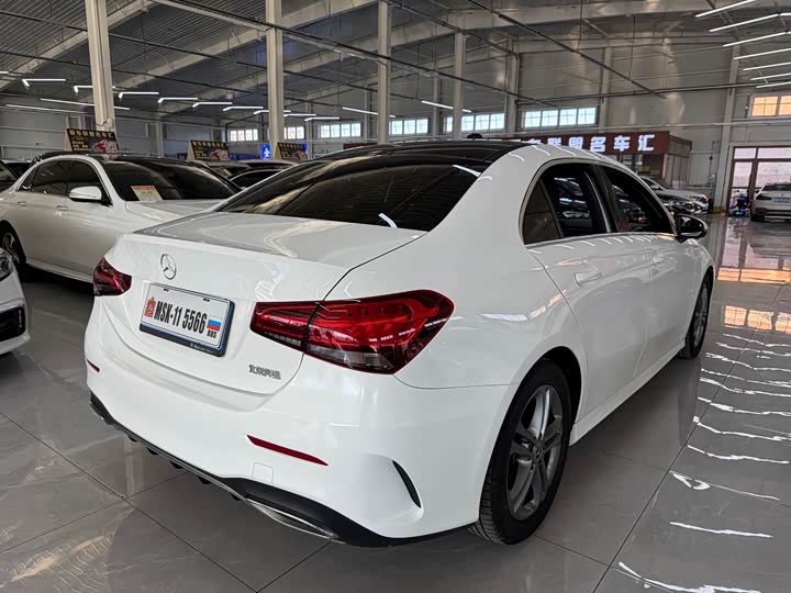 Фото 4 - Mercedes-Benz A-Class