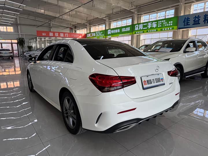 Фото 6 - Mercedes-Benz A-Class