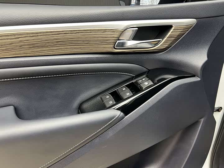 Фото 9 - GAC Trumpchi M8