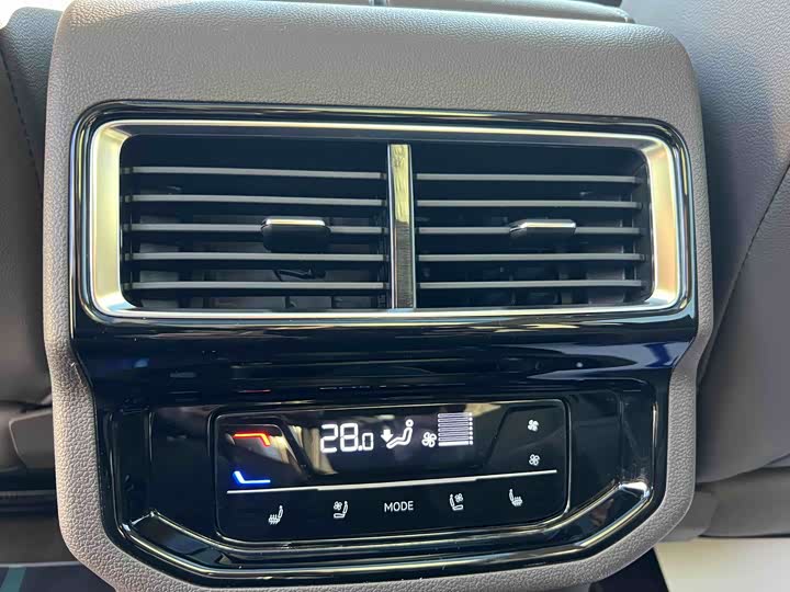 Фото 7 - Volkswagen Viloran