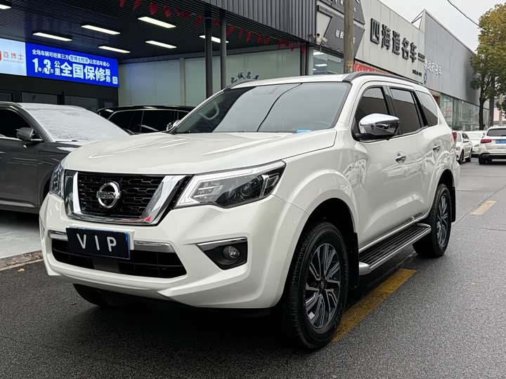 Фото 3 - Nissan Terra