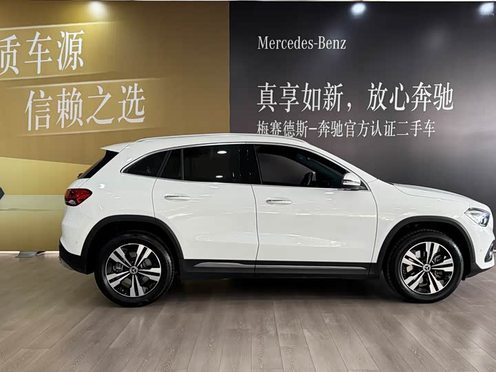 Фото 3 - Mercedes-Benz GLA-Class