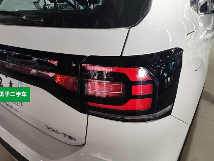 Фото 8 - Volkswagen Tacqua