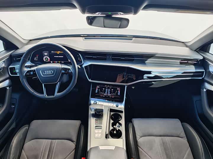 Фото 7 - Audi A6L